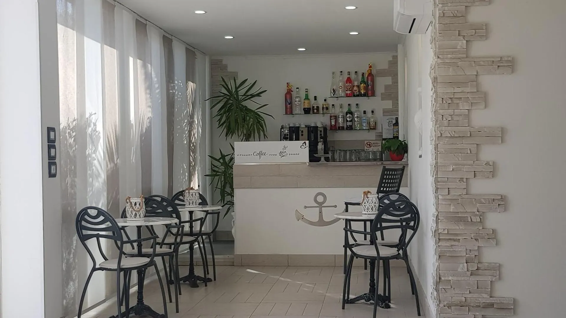 ***  فندق Milano مارينا دي بييتراسانْت إيطاليا